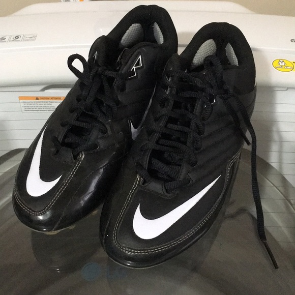 Nike Shoes - 8️⃣👟Women’s Nike Cleats👟8️⃣